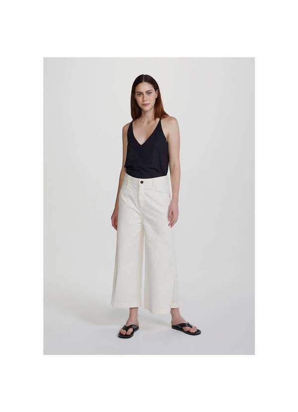 Hering - Calça de Sarja Feminina Pantacourt Cintura Alta Off-White 2