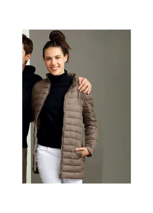 Hering - Jaqueta Básica Feminina Hering Acolchoada e Comprimento Alongado Cáqui