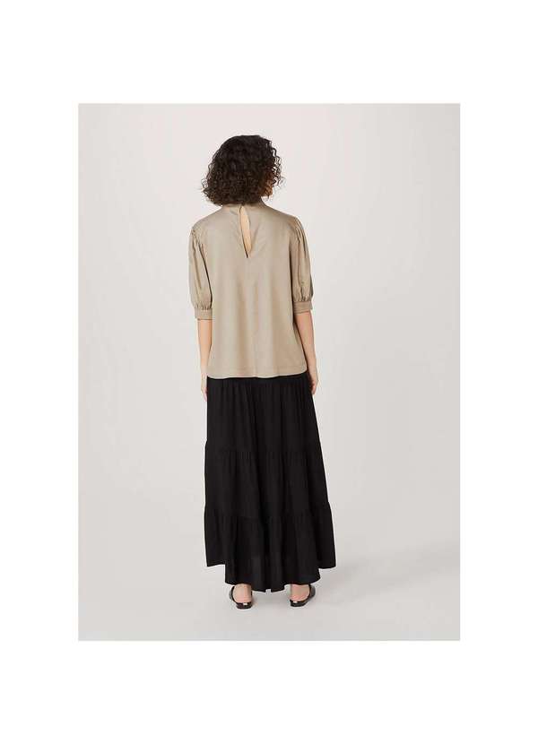 Hering - Blusa Feminina Gola Alta em Viscose Texturizada Nude 3