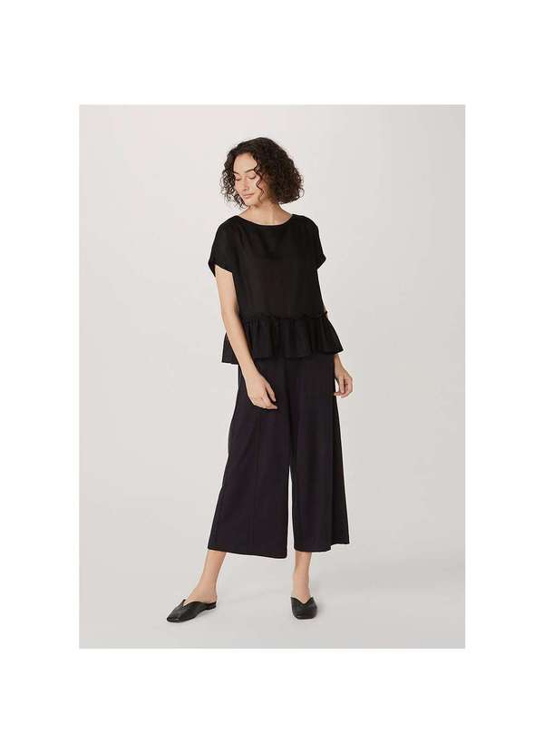 Hering Calça Pantacourt Feminina em Moletinho Preto