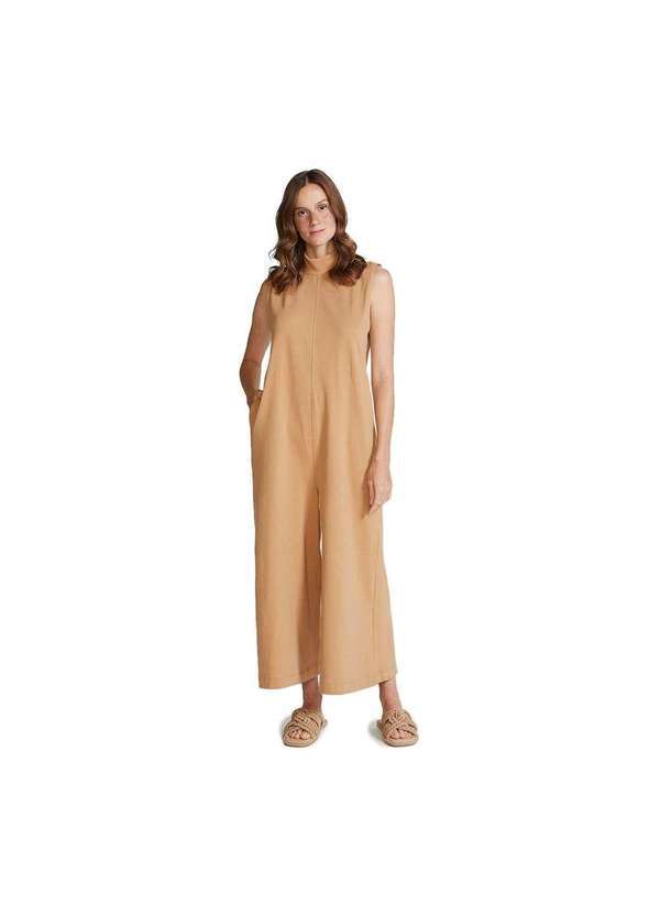 Hering - Macacão Feminino Amplo com Recortes Camelo