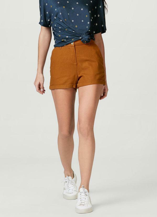 Hering - Shorts Básico Feminino em Linho Marrom