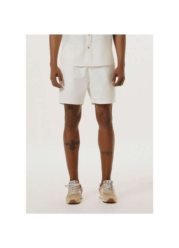 Hering - Shorts Masculino em Sarja Off-White
