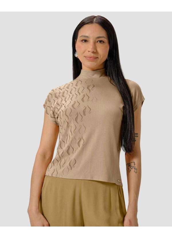 Cereja Rosa - Blusa Feminina com Estampa Metalizada Gola Alta Bege