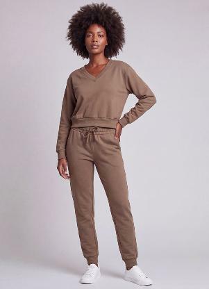 Cereja Rosa - Calça Jogger Feminina em Moletom com Bolso Marrom - CEREJA ROSA