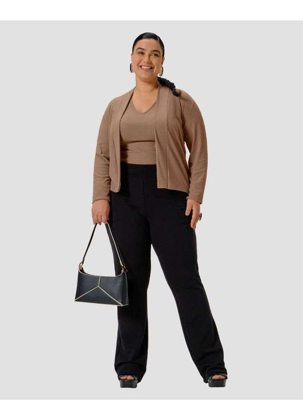 Cereja Rosa - Conjunto Plus Size Blusa e Cardigan Canelado Marrom