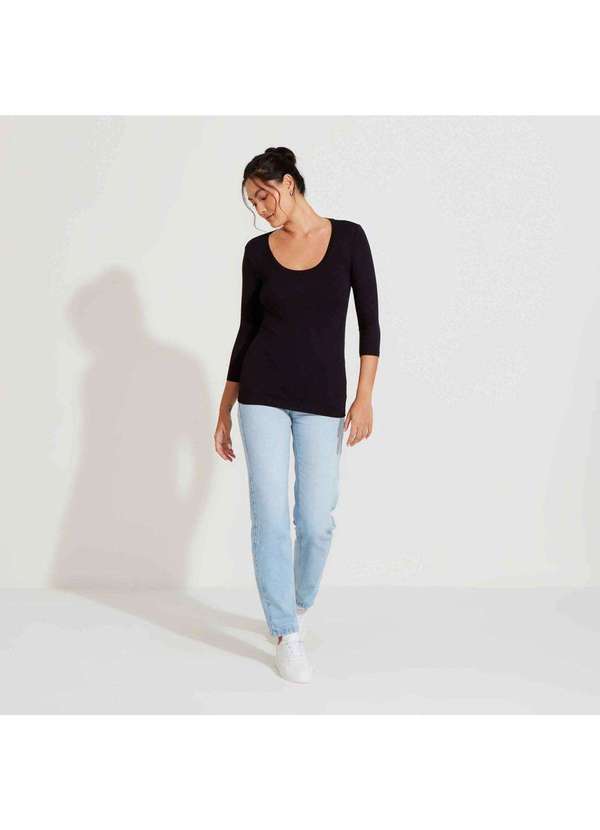Basicamente - Blusa Feminina Modal Preto