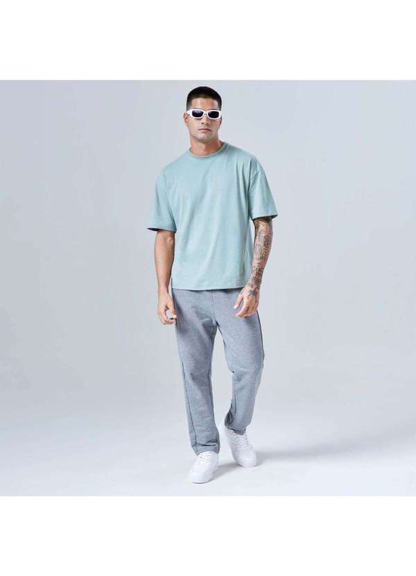 Basicamente - Camiseta Masculina Tech Air Verde Chá 2