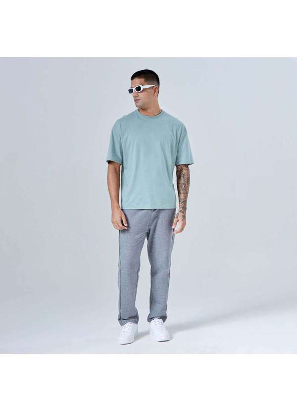 Basicamente - Camiseta Masculina Tech Air Verde Chá 4