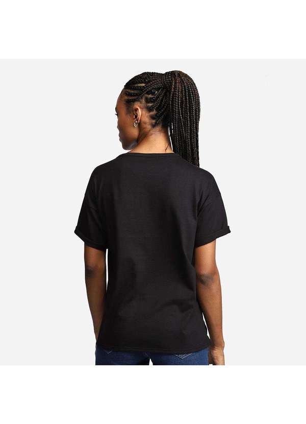 Basicamente - Camiseta Feminina Anti Odor Boxy Tech Preto 3