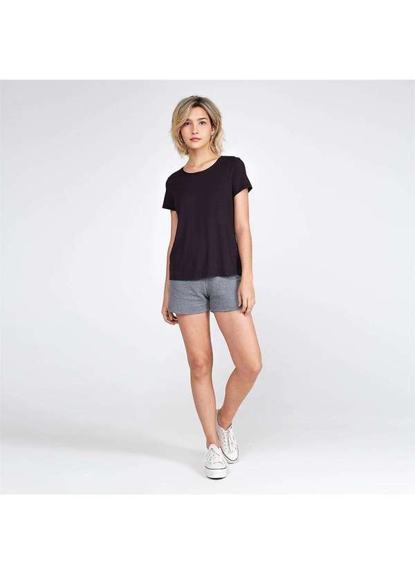 Basicamente - Camiseta Feminina Modal Tech Preto 2
