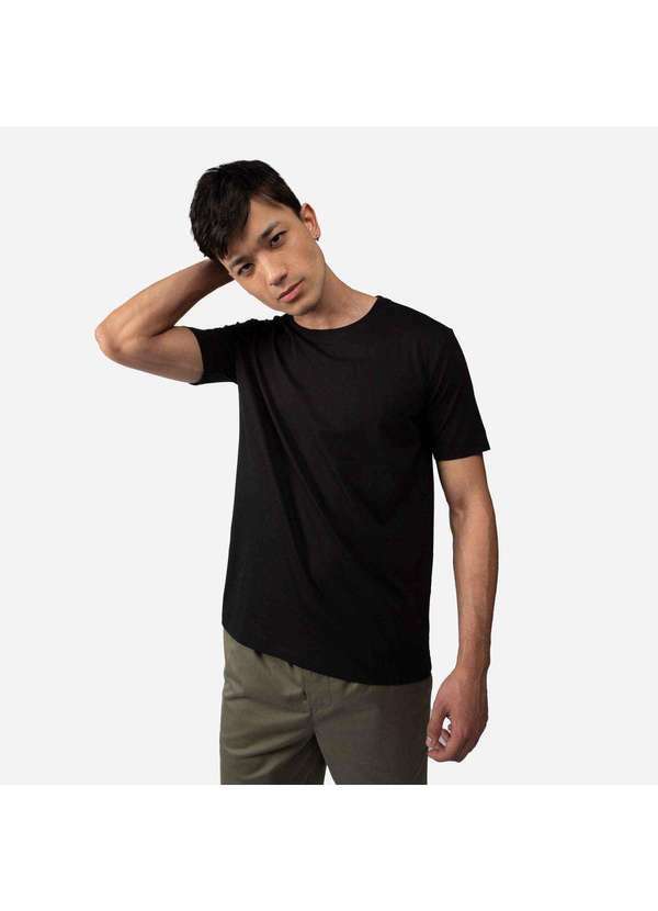 Basicamente - Camiseta Pima Masculina Preto