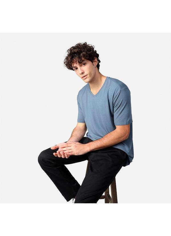 Basicamente - Camiseta Masculina Modal Tech Azul Cobalto