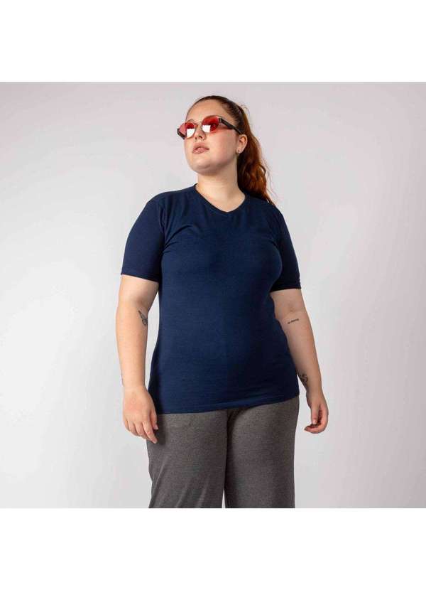 Basicamente - Camiseta Masculina Plus Anti Odor Tech Azul Marinho