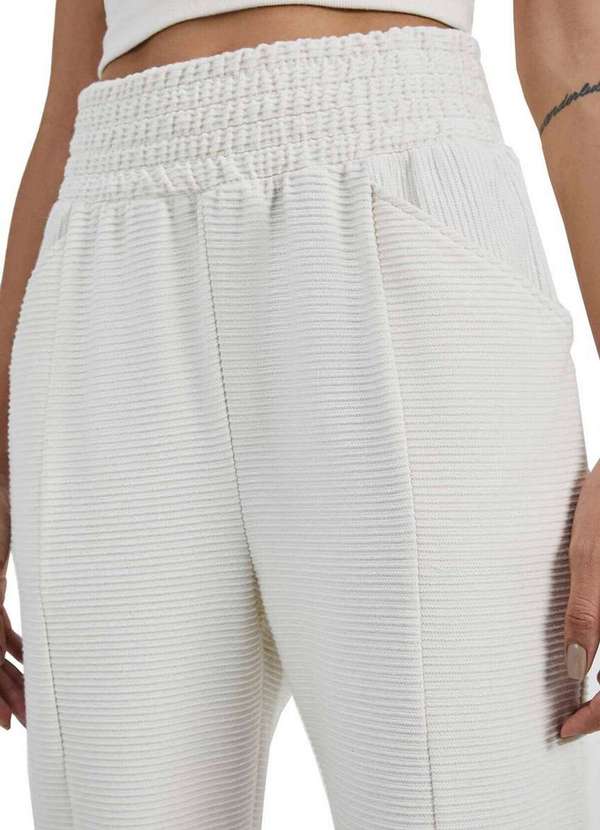Hering - Calça Feminina Carrot Hering 07ck Nm2-Bege-Mescla 3