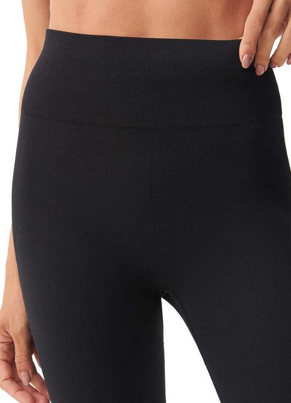Hering - Legging Feminina Hering Sc9a N10-Preto 4