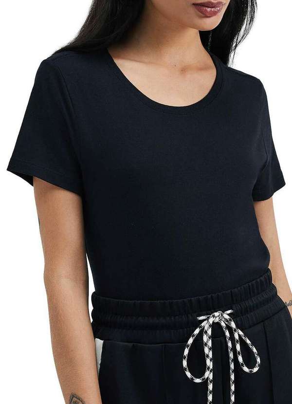 Hering - Camiseta Feminina Hering 0241 N10-Preto