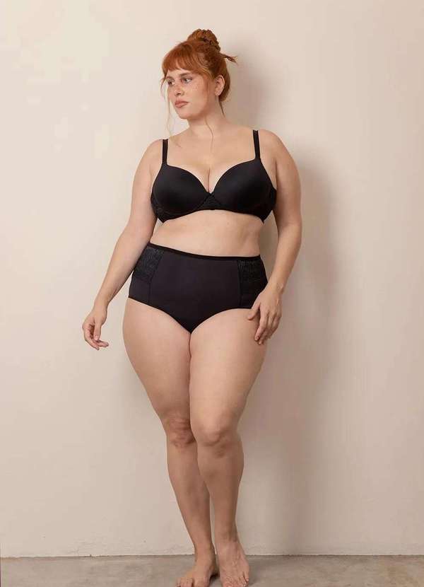 Sizély - Calcinha Hot Pants Compressão e Renda Plus Size Preto 3