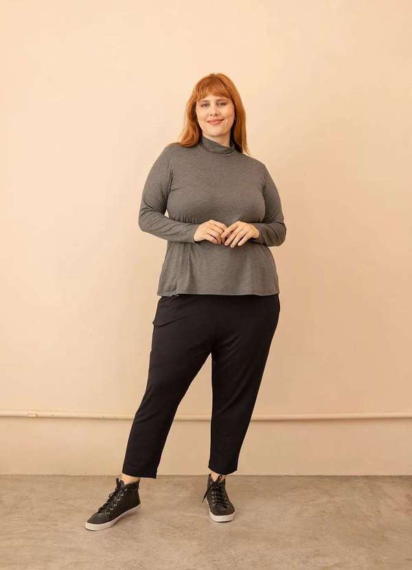 Bold - Blusa Cacharrel Evasê Plus Size Cinza 2