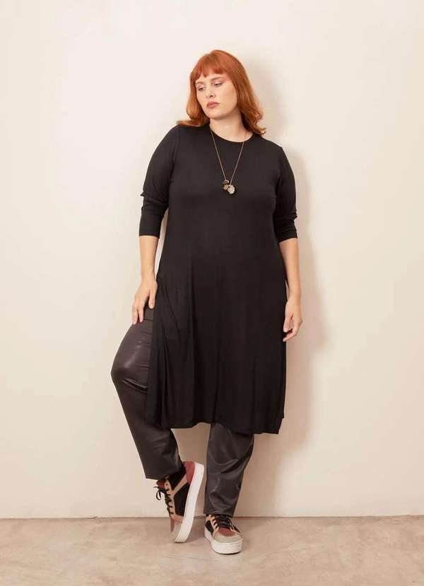 Bold - Blusa com Fendas Tecido Ultra Leve Plus Size Preto