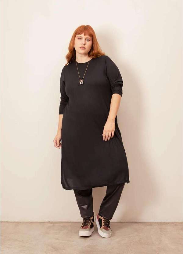 Bold - Blusa com Fendas Tecido Ultra Leve Plus Size Preto 2