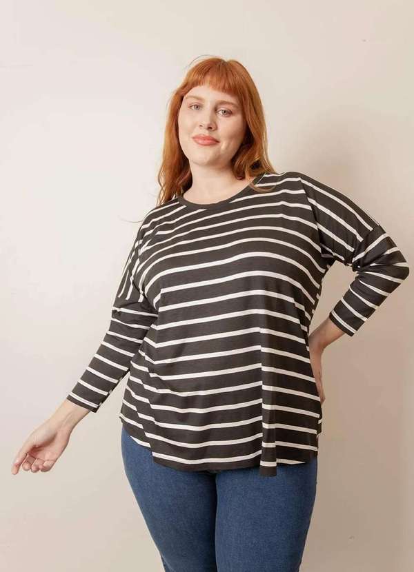 Bold - Blusa Evasê Manga Longa Listrada Plus Size Preto 4