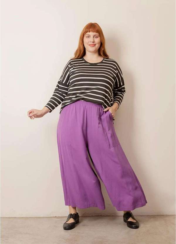 Bold - Blusa Evasê Manga Longa Listrada Plus Size Preto 6