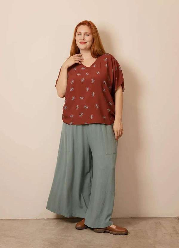 Bold - Blusa Stella Formigas Plus Size Marrom