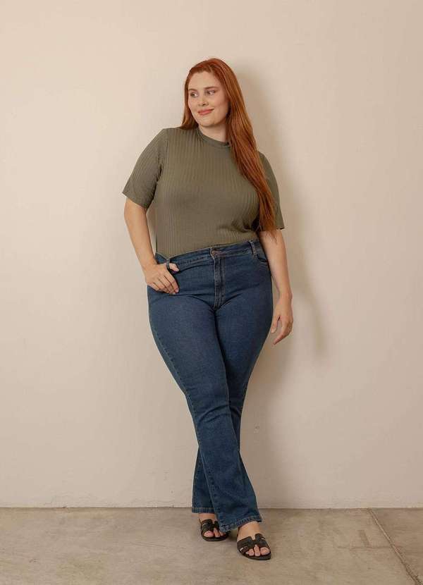 Bold - Camiseta Canelada Gola Alta Plus Size Verde 3