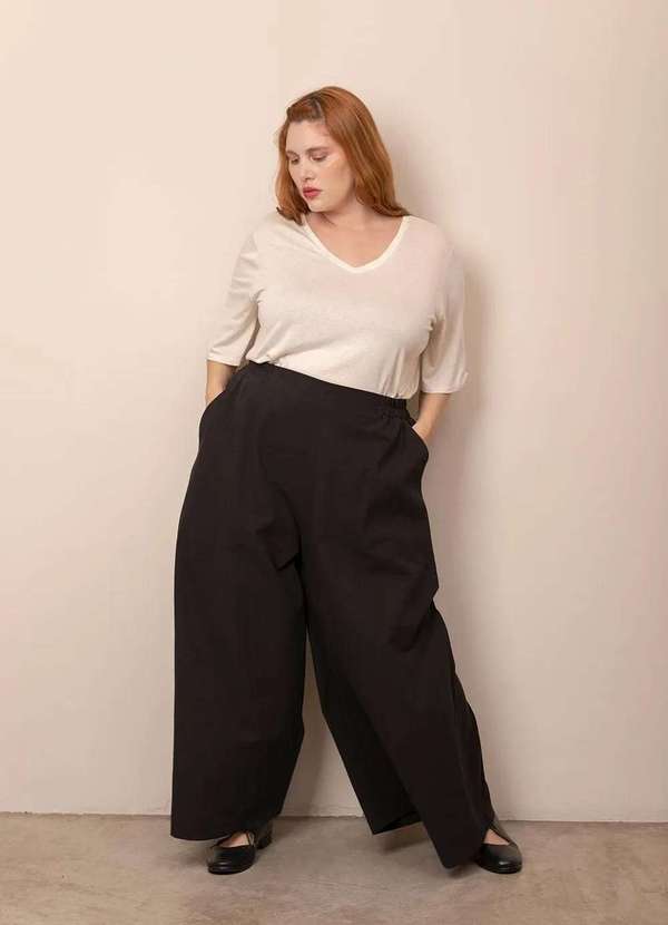 Bold - Camiseta Decote V Tricô Linho Plus Size Branco 5