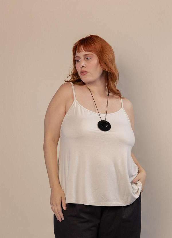 Bold - Regata Evasê Plus Size Branco 2