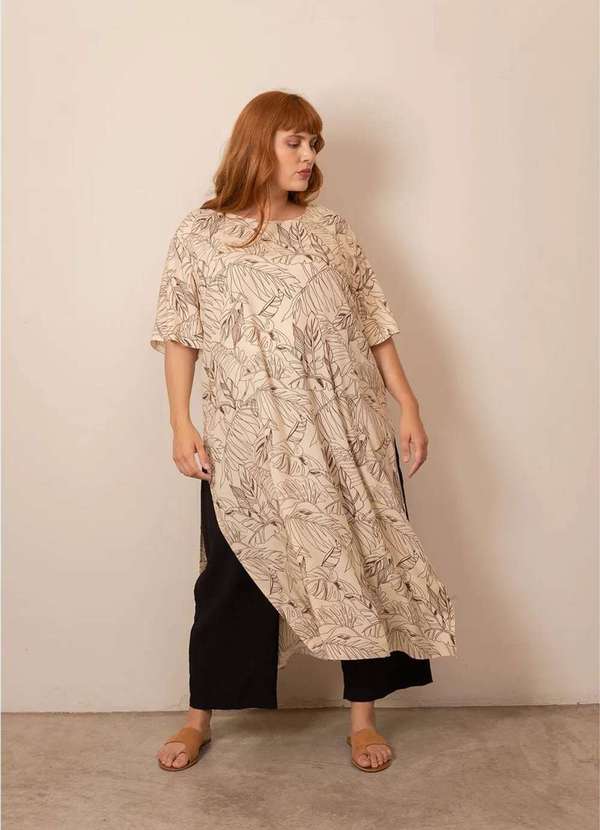 Bold - Túnica com Fenda Plus Size Bege 3