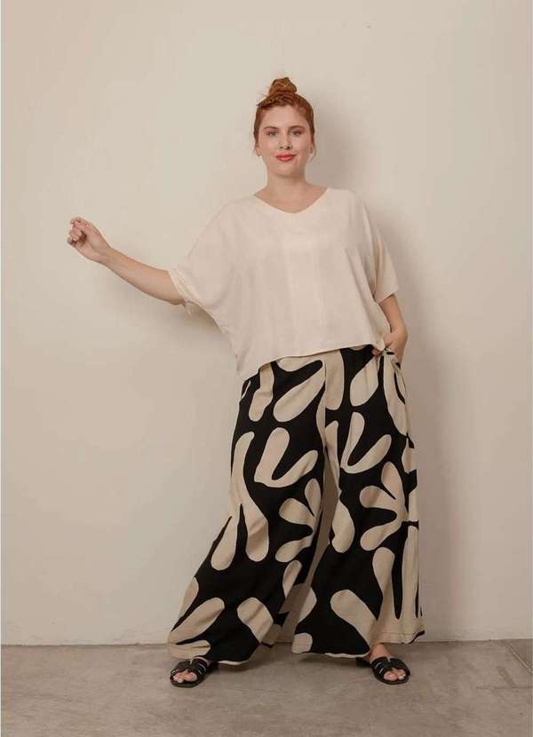 Bold - Calça Pantalona Super Ampla Plus Size Preto 3
