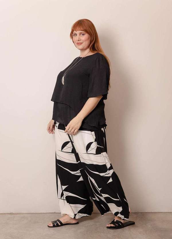 Bold - Calça Pantalona Super Ampla Plus Size Preto 4
