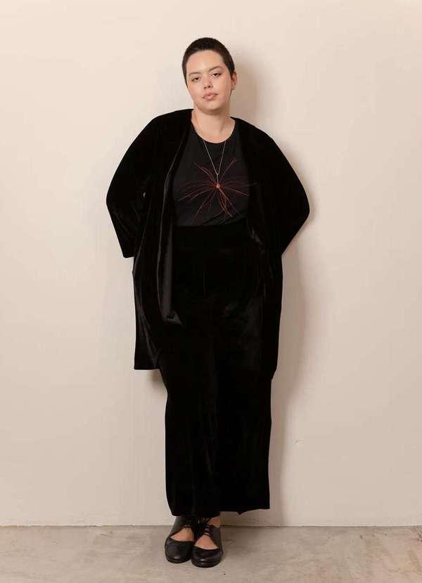 Bold - Calça Pantalona Veludo Plus Size Preto 4