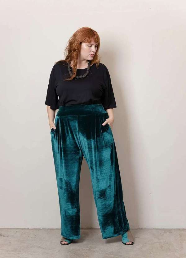 Bold - Calça Pantalona Veludo Plus Size Verde 4