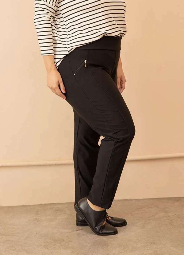 Bold - Calça Reta Montaria com Zíper Plus Size Preto 4
