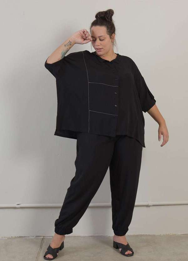 Bold - Camisa Débora com Pespontos Plus Size Preto 7