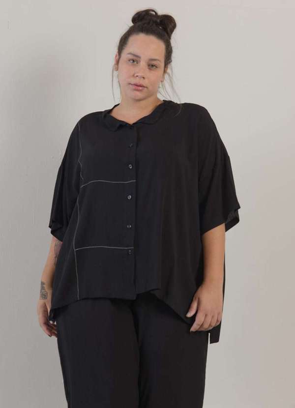 Bold - Camisa Débora com Pespontos Plus Size Preto 6