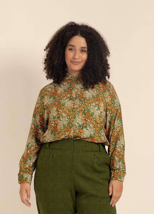 Bold Camisaria - Camisa Evasê Viscose Plus Size Verde 2