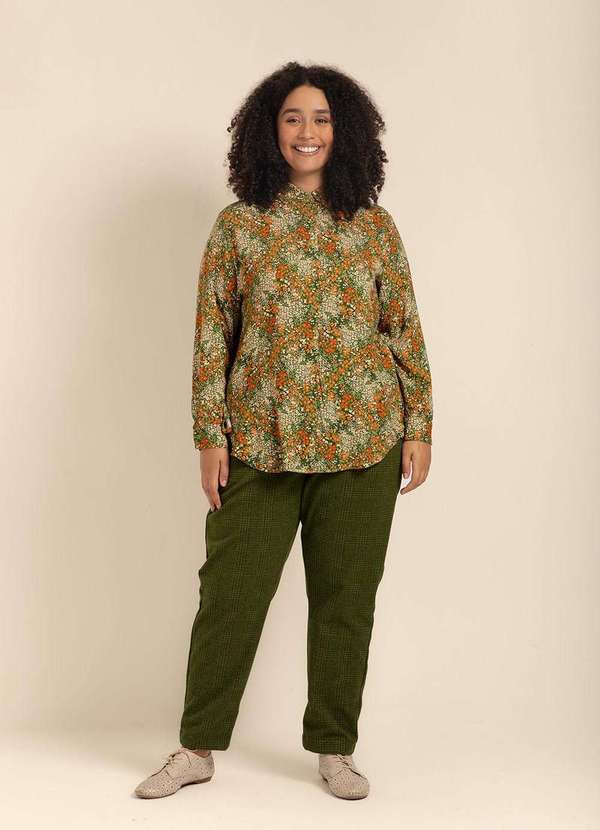 Bold Camisaria - Camisa Evasê Viscose Plus Size Verde 4