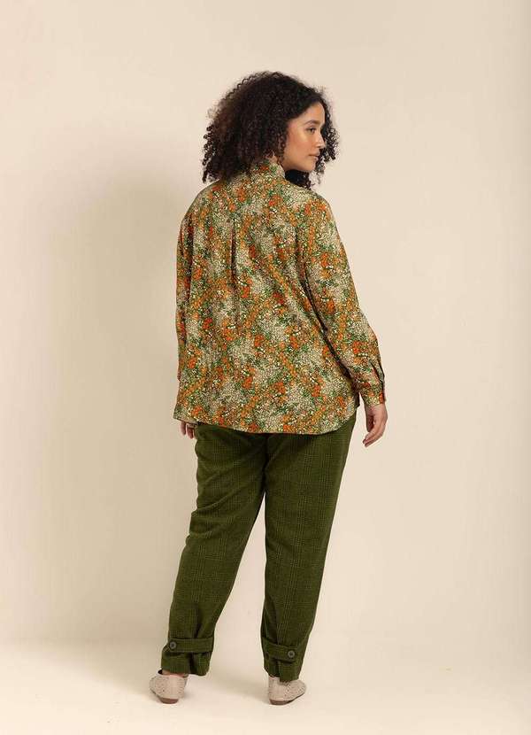 Bold Camisaria - Camisa Evasê Viscose Plus Size Verde 5