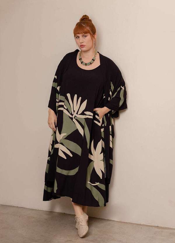 Bold - Kimono Longo Yumi Plus Size Preto