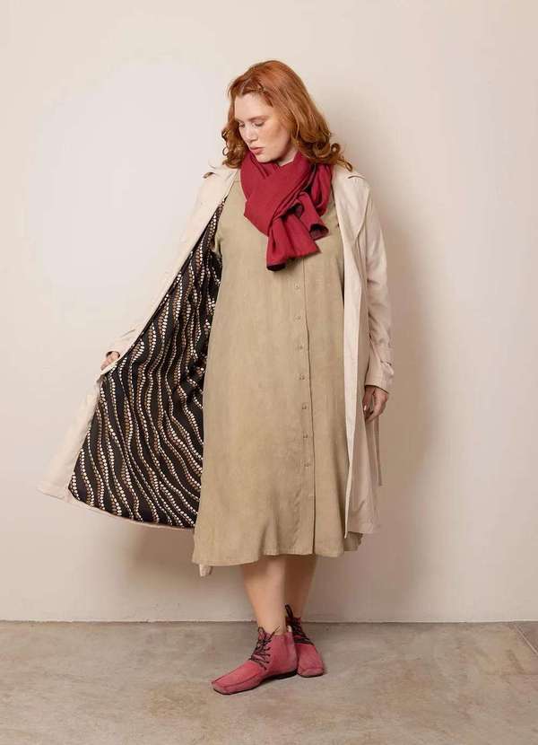 Bold - Casaco Trench Coat Forro Estampado Plus Size Bege 3