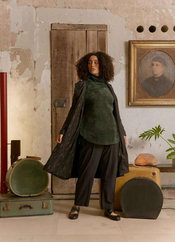 Bold - Casaco Trench Coat Forro Estampado Plus Size Preto 7