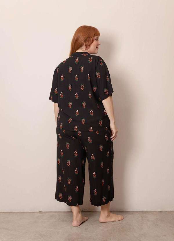 Bold Sleep - Pijama Clássico Floral Plus Size Preto 6