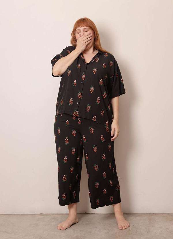 Bold Sleep - Pijama Clássico Floral Plus Size Preto 7