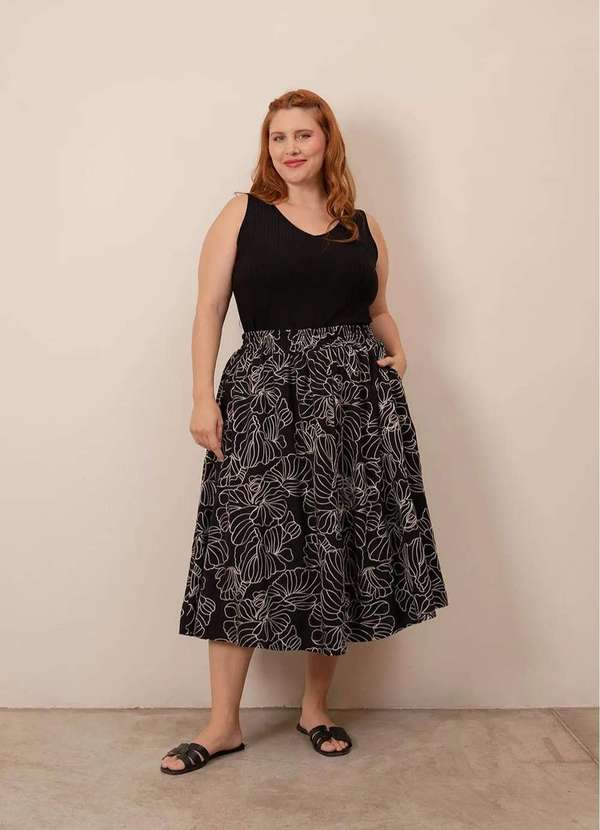 Bold - Saia Super Evasê Bordada Plus Size Preto