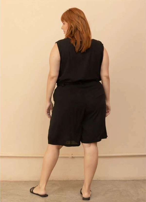 Bold - Shorts Clochard Plus Size Preto 4