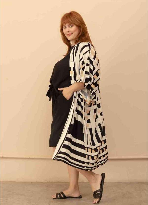 Bold - Shorts Clochard Plus Size Preto 3